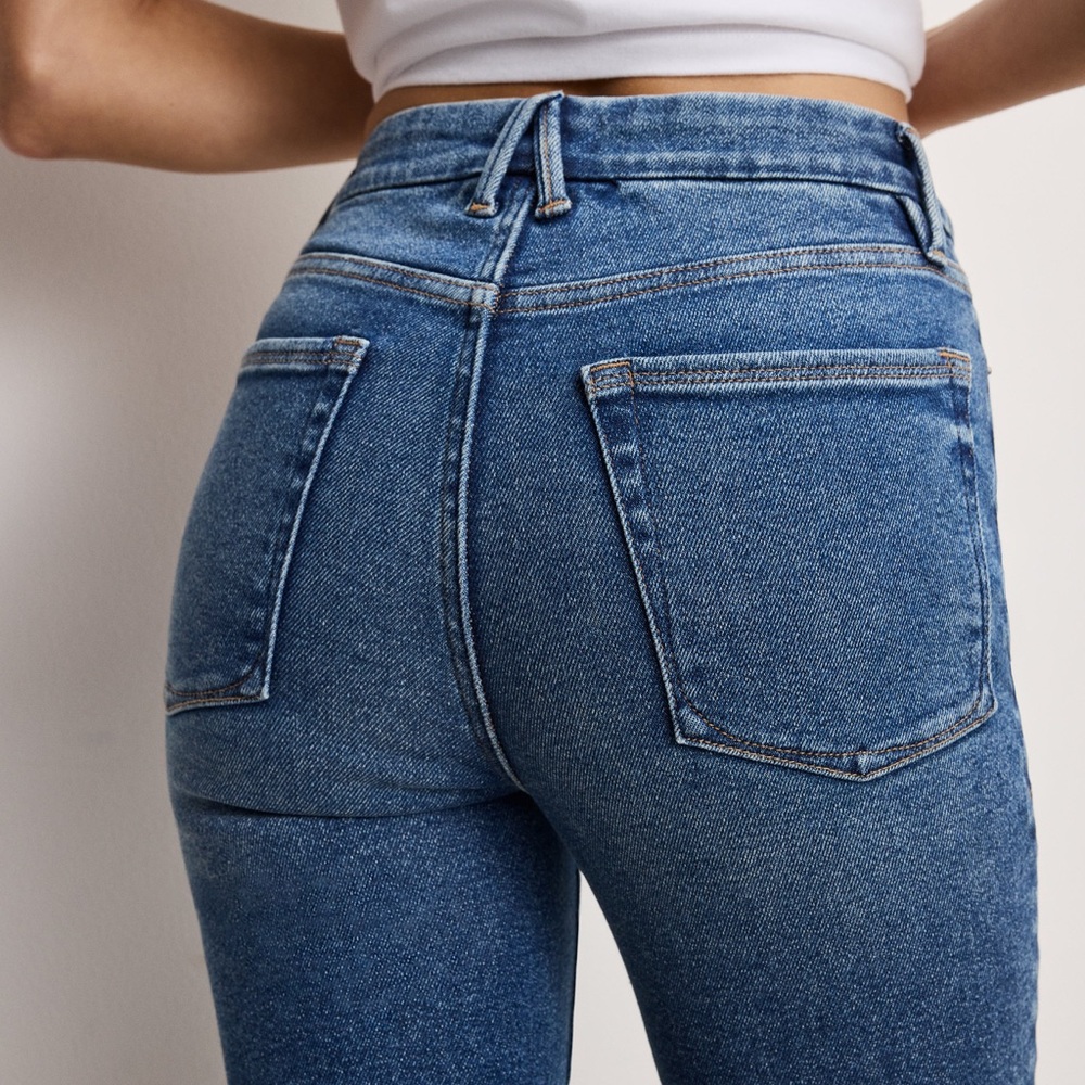 Good American straight-leg cropped jeans